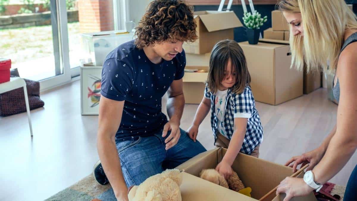 How to pack stuffed animals for moving